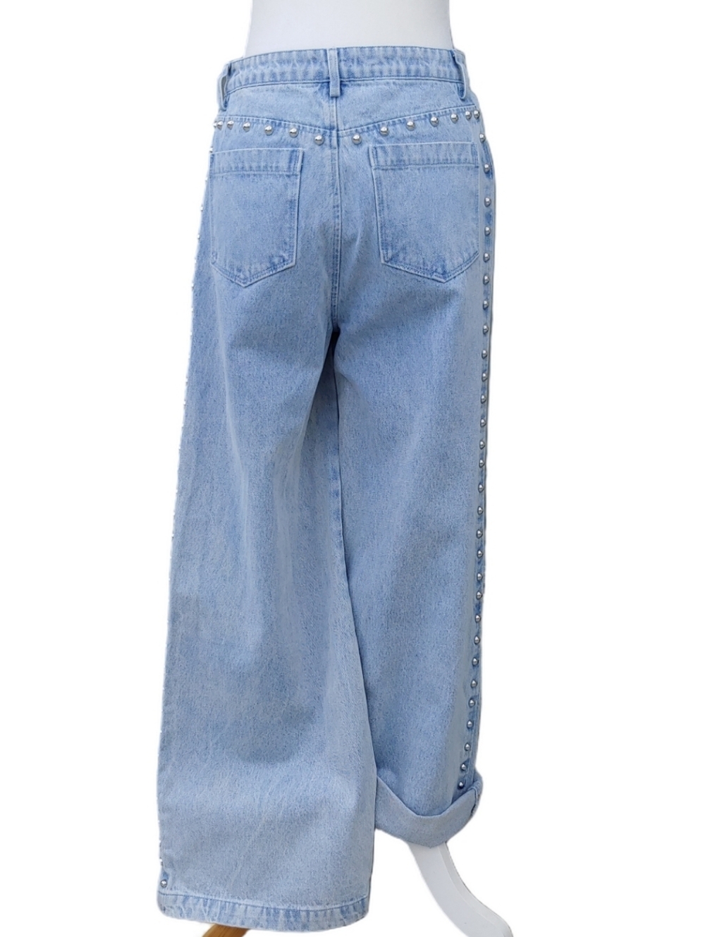 House of Harlow 1960 Light Wash Studded Wide Leg Jeans Women's 6 - Picture 4 of 16